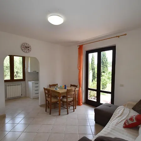 Pesco - Indipendente Con Giardino Privato E Posto Auto * Marina di Campo